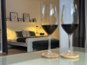 1 Schlafzimmer, Schreibtisch, Bügeleisen/Bügelbrett, WLAN