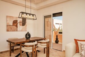 Dining - Cozy Luxe Apartment in Marrakech (Marrakech)