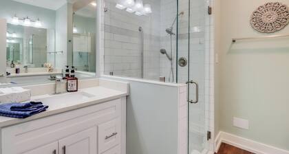 Relax & Golf - Oakview Condo II at Diamondhead - cozy, new. Walk to the Club