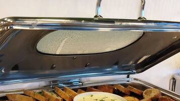 Free daily buffet breakfast