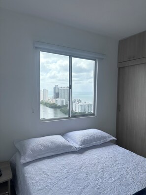 3 soverom, strykejern/-brett, wi-fi (inkludert) og sengetøy