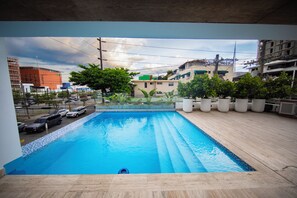 Udendørs pool