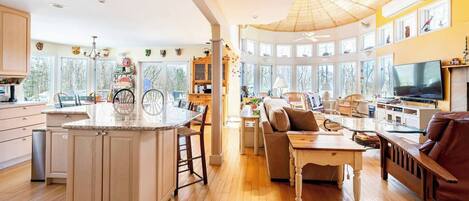 Smart-tv en een open haard