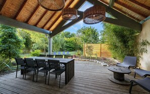 Appartement Supérieur, vue jardin | Terrasse/Patio