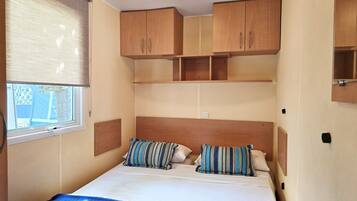 Bungalow | 2 bedrooms, bed sheets