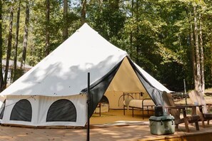 Outdoor dining - Field Trip Unit 11 Med Bell Tent (Travelers Rest)