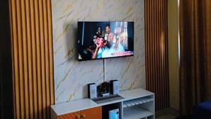 Uklassifisert bilde, 2 av 10, knapp