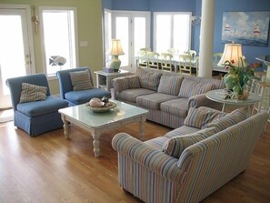 Smart TV - Oceanfront Paradise with Pool, Elevator & Views! By Williamson Realty (Ocean Isle Beach)