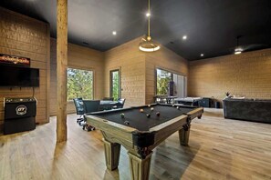 Spielezimmer