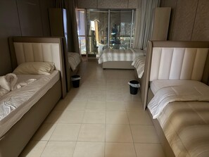 Comfort Shared Dormitory, Men only, Non Smoking, City View