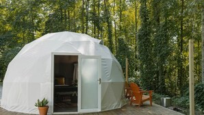 Terrace/patio - Field Trip Unit 18 GeoDome (Travelers Rest)