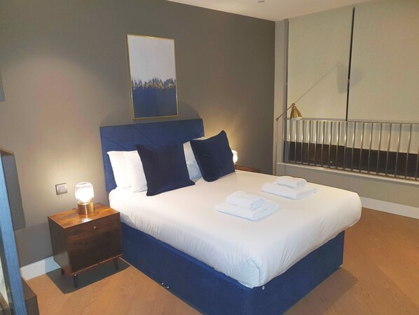 Apartamento | 2 quartos, ferros/tábuas de passar roupa, Wi-Fi de cortesia
