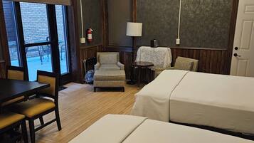 Family Room, ADA compliance for Service dogs, non smoking, main level | 1 bedroom, blackout drapes, iron/ironing board, free WiFi