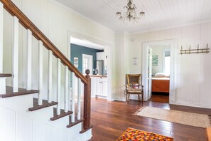 Interior - NEW! Marigold & Poppy - Group-Friendly Douglas Retreat - Central & Walkable (Douglas)