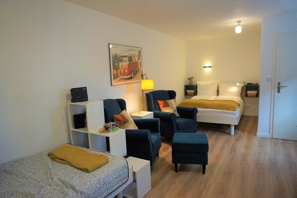 1 chambre, lit parapluie, Wi-Fi, draps fournis