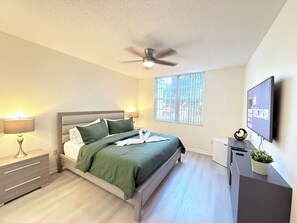 2 chambres, fer et planche à repasser, Wi-Fi, draps fournis