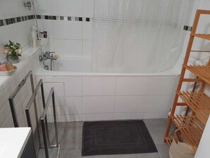 Hair dryer, towels