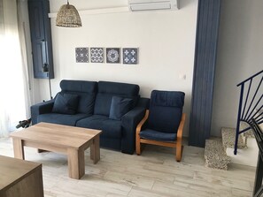 Smart TV - House 50 metres from Riells beach, sleeps 6, 3 bedrooms, 2 bathrooms (L'Escala)