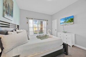 4 chambres, fer et planche à repasser, lit parapluie, Wi-Fi gratuit
