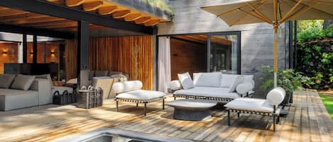 Maison luxueuse, vue sur la montagne | Terrasse/patio