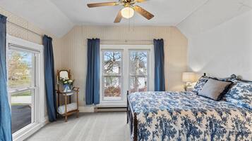 3 makuuhuonetta, silitysrauta/-lauta, ilmainen Wi-Fi, vuodevaatteet