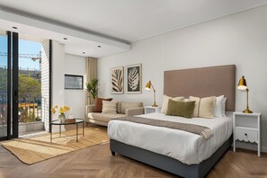 1 chambre, fer et planche à repasser, accès Internet, draps fournis