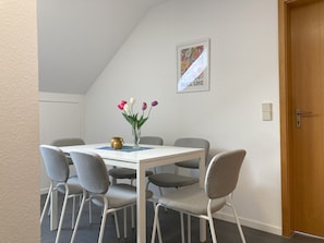 Dining - Idyllic - close to nature - cozy (Waldbüttelbrunn)