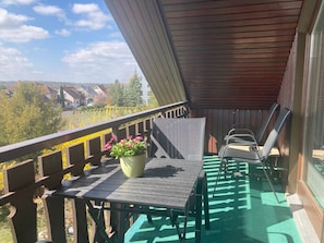 Property grounds - Idyllic - close to nature - cozy (Waldbüttelbrunn)