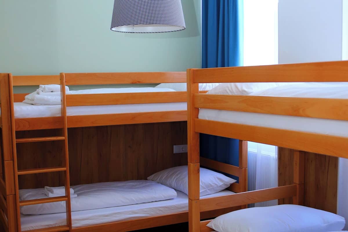 Apartment, 3 Schlafzimmer, Balkon, Stadtblick | 4 Schlafzimmer, Zimmersafe, Schreibtisch, laptopgeeigneter Arbeitsplatz