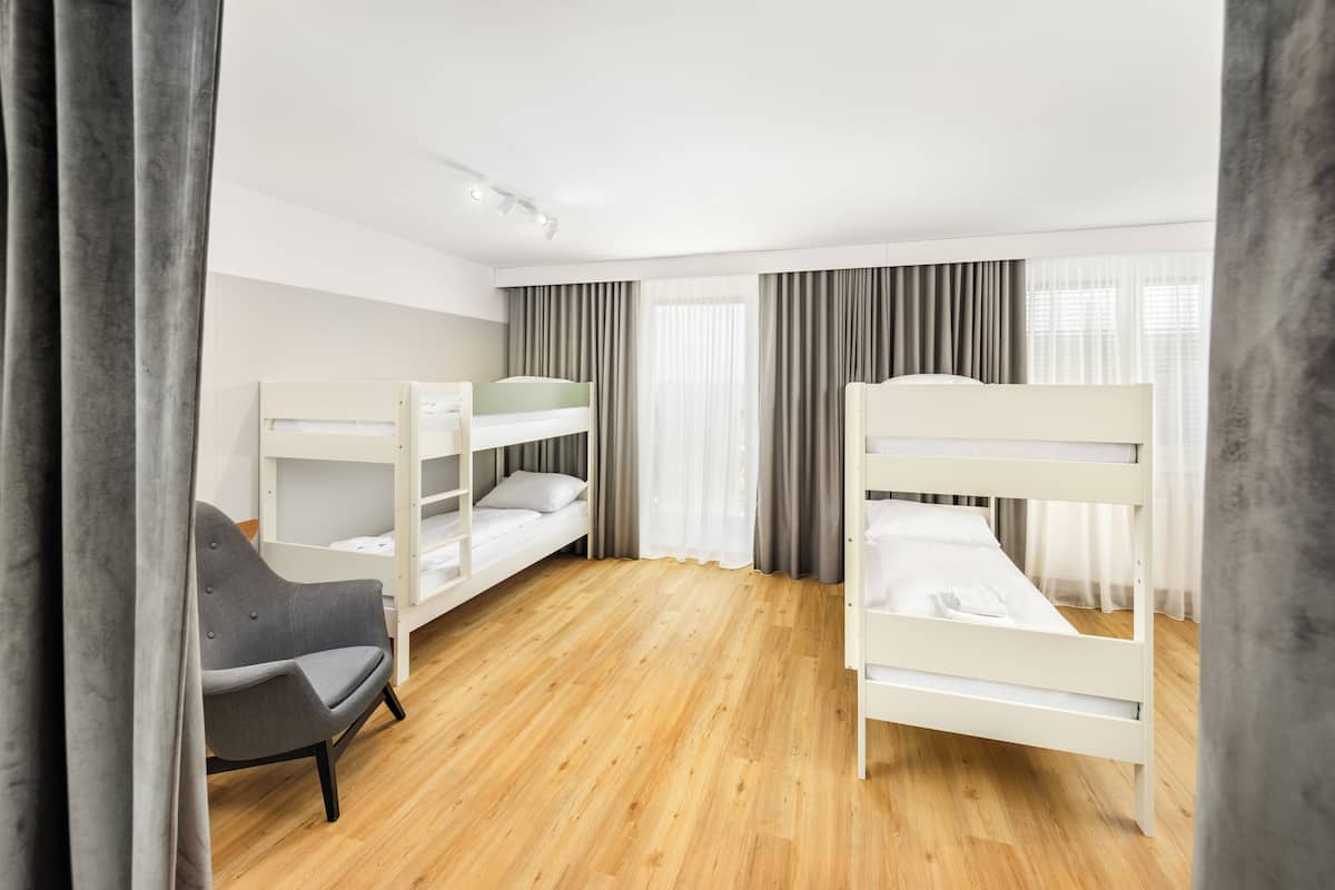 Loft, 3 Schlafzimmer, Küche, Stadtblick | 4 Schlafzimmer, Zimmersafe, Schreibtisch, laptopgeeigneter Arbeitsplatz