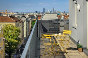 5 Rooms XXL with Balcony & A/C | Balcony view