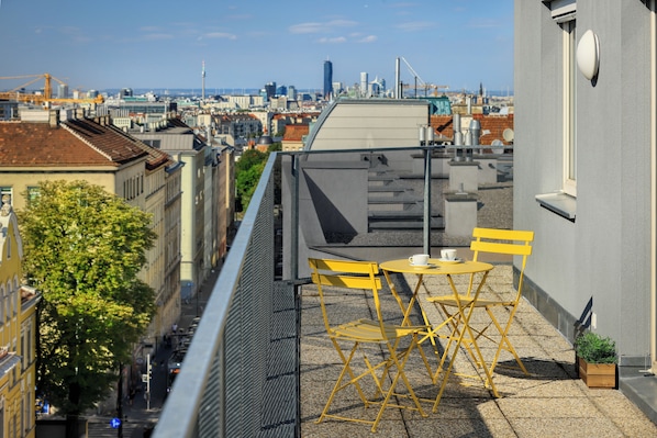 5 Rooms XXL with Balcony & A/C | Balcony view