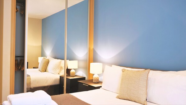 2 bedrooms, iron/ironing board, free WiFi
