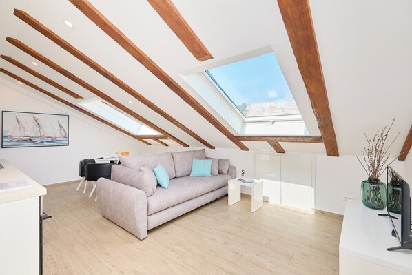 TV - Hedera Estate, Hedera A59 (Dubrovnik)