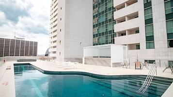 Apartamento básico | Piscina