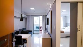 Apartamento básico | 1 quarto, escrivaninha, Wi-Fi de cortesia