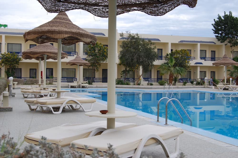 Cataract Resort Naama Bay