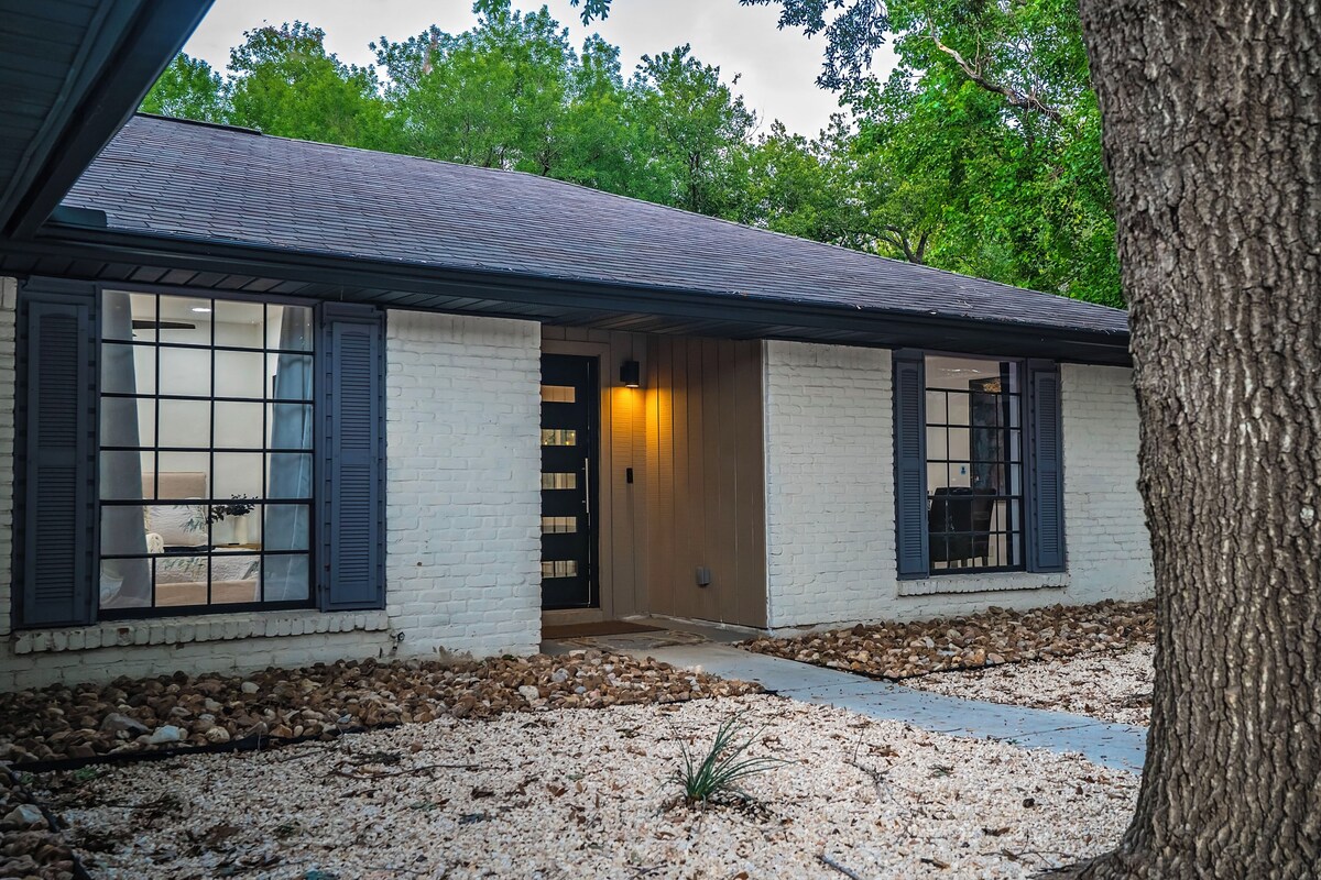 Photo 25 of The Austin Hideaway Hot Tub and Firepit