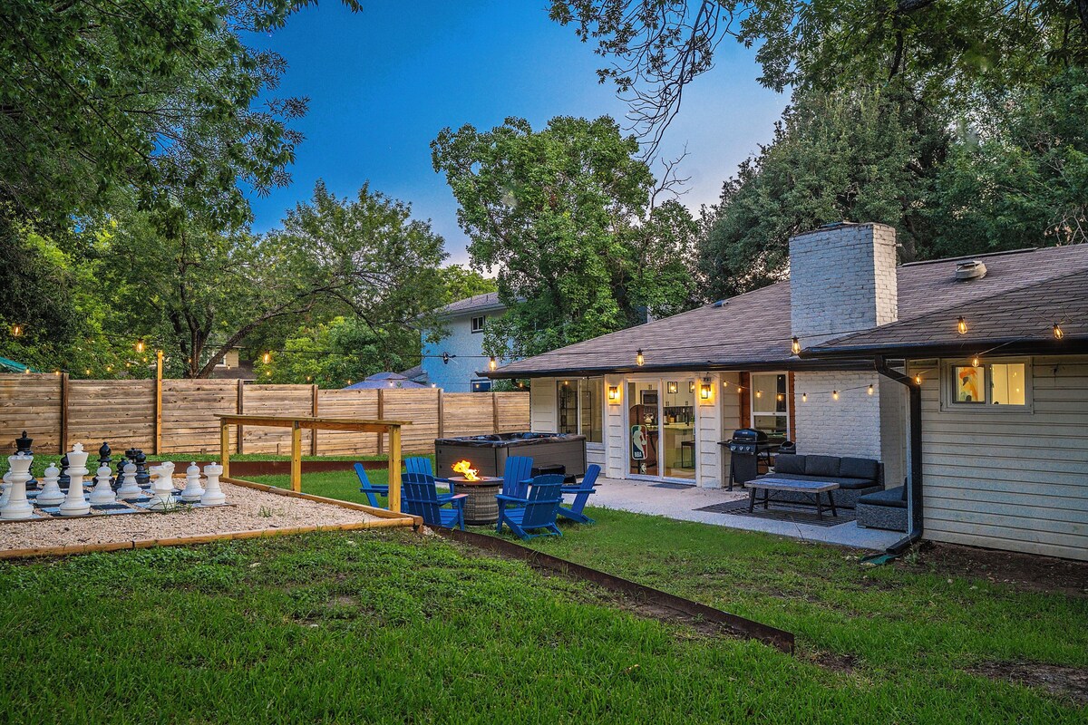 Photo 58 of The Austin Hideaway Hot Tub and Firepit