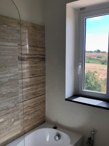 House 10 minutes from the sea, 5 minutes from the Tarot Garden 1 h10 from Rome