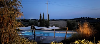 House 10 minutes from the sea, 5 minutes from the Tarot Garden 1 h10 from Rome