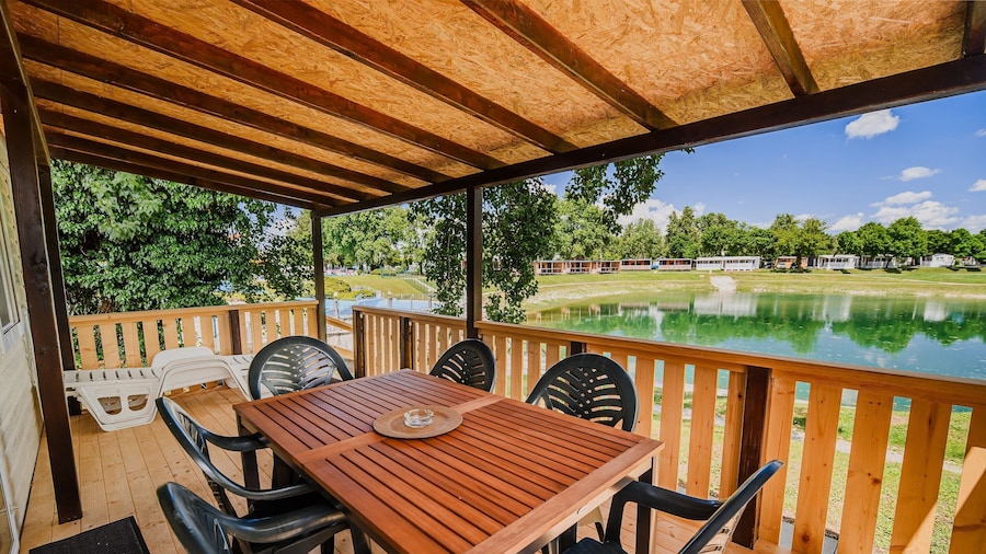 Waterside Retreat Mobile Homes With Thermal Riviera Tickets