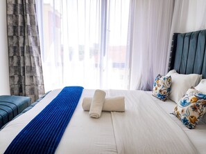 Apartamento conforto, sacada, vista para a cidade | 1 quarto, Wi-Fi de cortesia