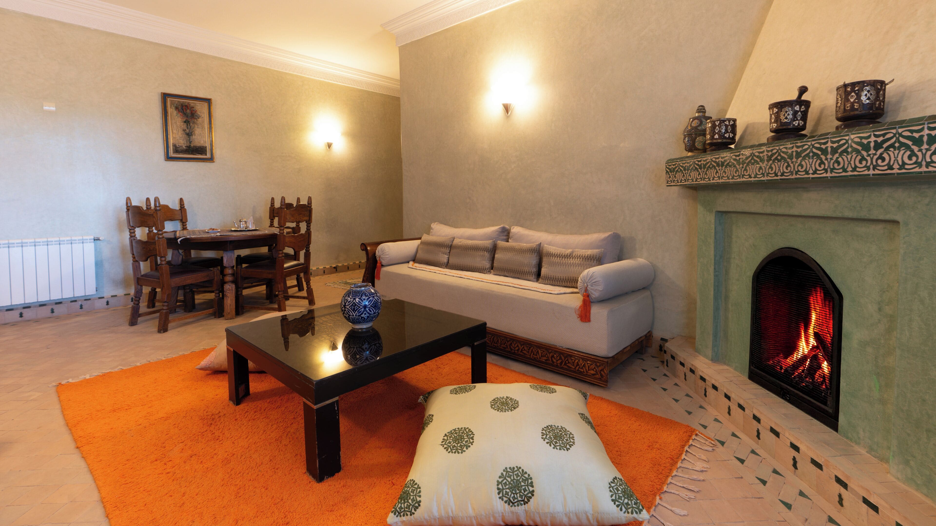 Suite Deluxe, balcon, vue cour intérieure | Coffres-forts dans les chambres, Wi-Fi gratuit