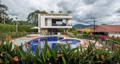 Family Chalet in Quindío