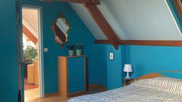 3 chambres, coffres-forts dans les chambres, bureau