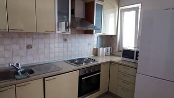 Apartment (Three Bedroom Apartment with Terrace ) | Private kitchen | Fridge