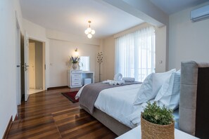 3 bedrooms, iron/ironing board, WiFi, bed sheets - Πολυτελές διαμέρισμα με τρία μεγάλα υπνοδωμάτια και δυο wc σε ιδανική τοποθεσία (Kastoria)