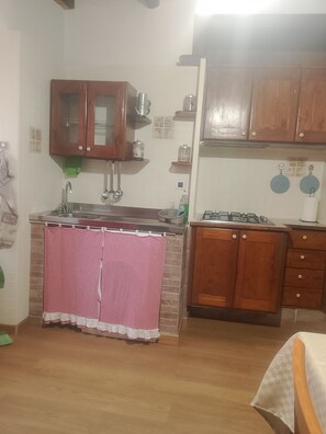 Microonde, macchina per tè/caffè, pentole/stoviglie/utensili