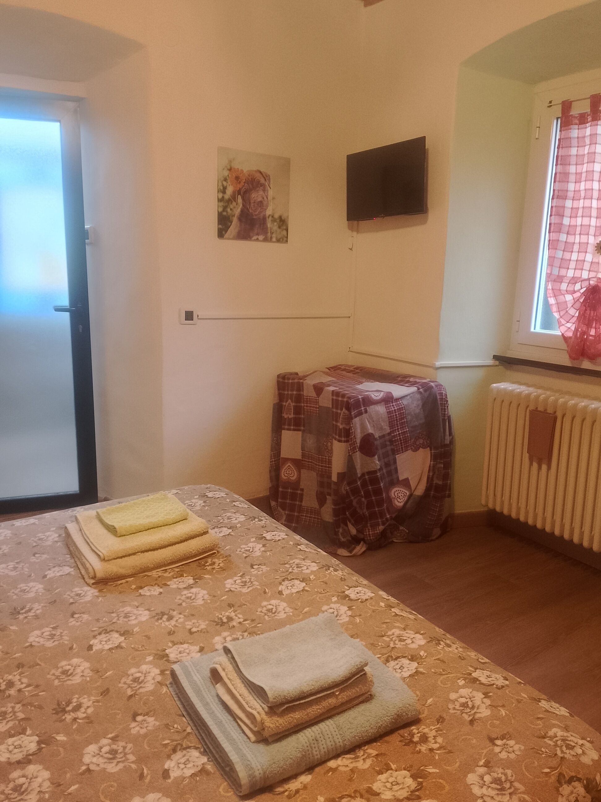 1 bedroom, free WiFi, bed sheets